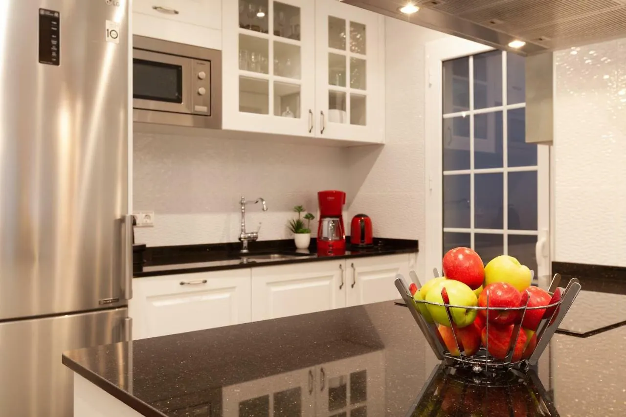 Rambla Poblenou&Mar Bella Beach Barcelona Apartment