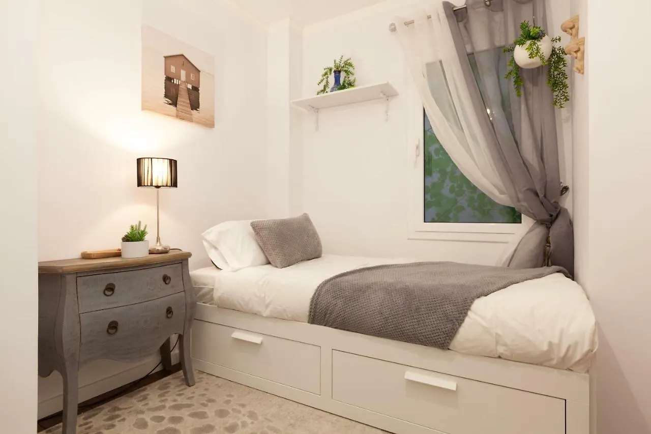 Rambla Poblenou&Mar Bella Beach Barcelona Apartment
